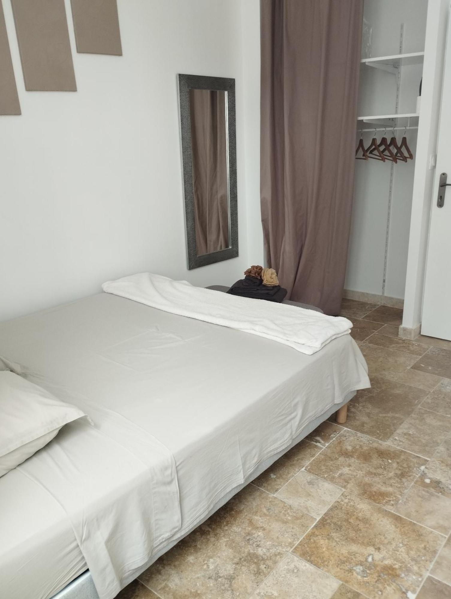 Appartement Lumineux En Rdc Bourgoin-Jallieu Luaran gambar
